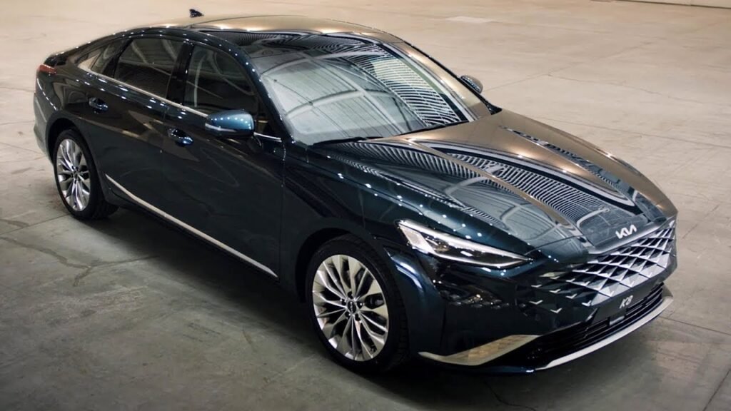 Discover the Kia K8 2023: A luxury sedan offering sleek design, advanced technology, and dynamic performance. Perfect for professionals and families seeking