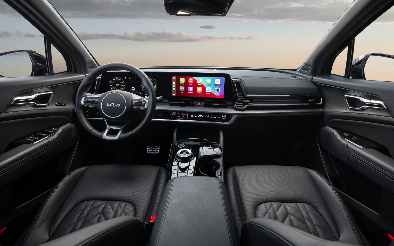 Kia Sportage 2023: Stylish, Fuel-Efficient Compact Crossover for All Your Needs