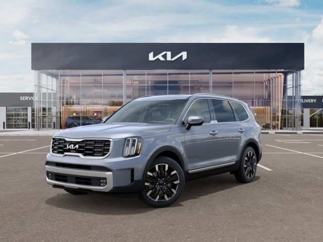 Explore the 2024 Kia Telluride with a detailed review covering its modern design, powerful engine, advanced safety features, and a thorough comparison with top