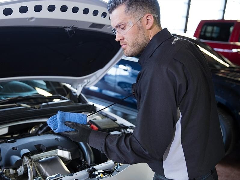 Discover the best oil for long drives in Texas. Maximize engine protection, efficiency, and performance with top-rated synthetic oils for highway driving.