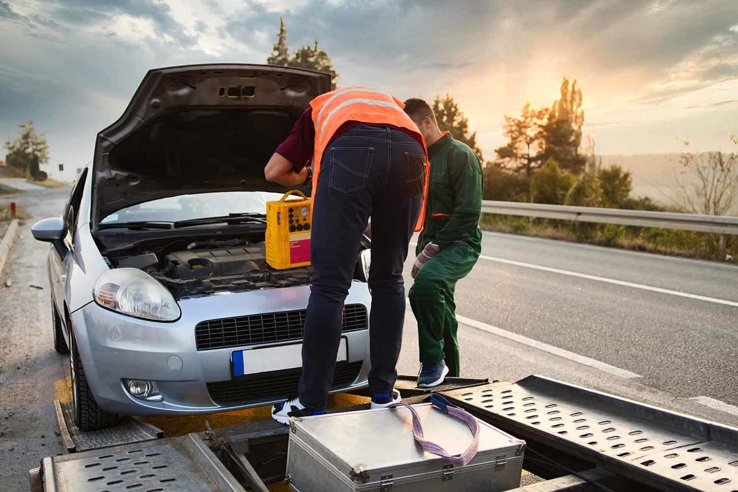 Looking for reliable Roadside Assistance Texas? Discover top emergency services for tire changes, towing, and more to ensure safety and peace of mind